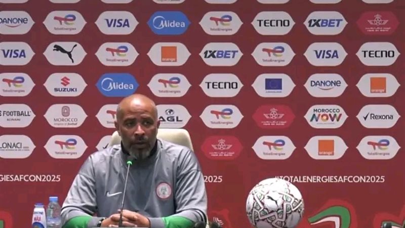 إريك شيل مدرب نيجيريا