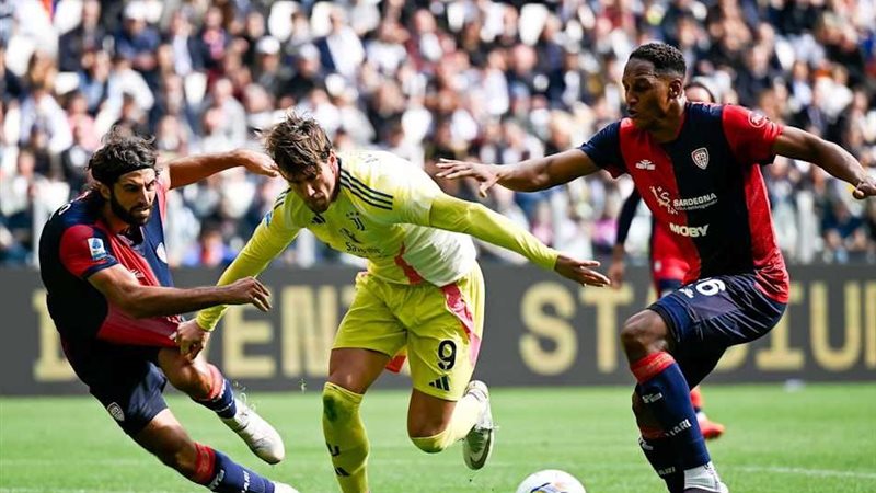 يوفنتوس ضد كالياري