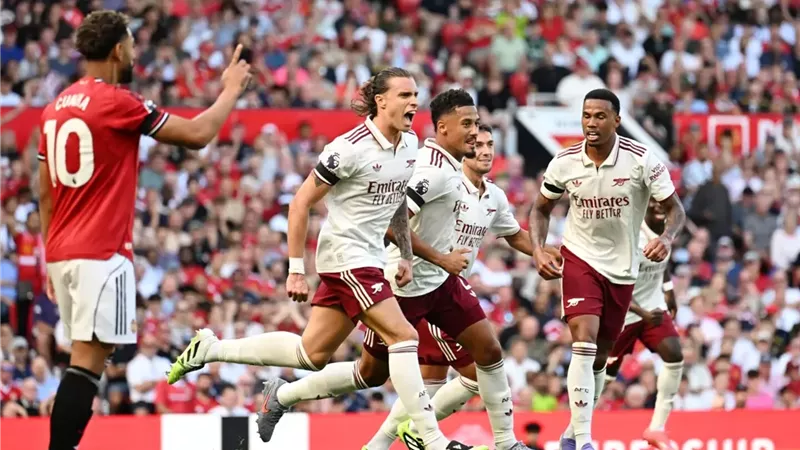 أرسنال ضد مانشستر