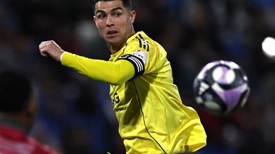 رونالدو يخضع لفحص طبي لتحديد حجم إصابته مع النصر قبل مواجهة نيوم 