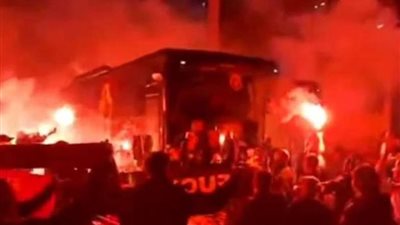 جماهير جالطة سراي تتحدى عقوبات يويفا قبل مواجهة ليفربول في دوري الأبطال