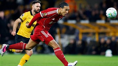 رغم تسجيل محمد صلاح.. وولفرهامبتون متذيل البريميرليج يفوز على ليفربول بالوقت القاتل