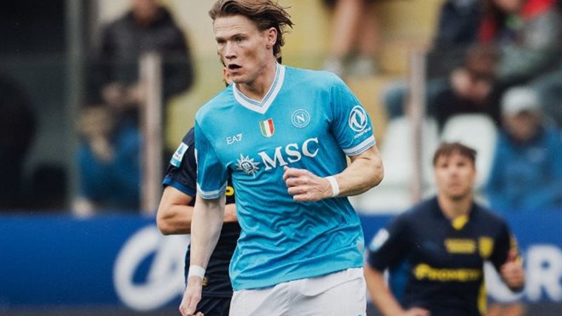 نابولي وبارما 