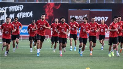الأهلي ينهي استعداداته ويدخل معسكرًا مغلقًا قبل مواجهة الزمالك في قمة الدوري