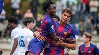 حمزة عبد الكريم يقود شباب برشلونة للتتويج بلقب الدوري الإسباني 