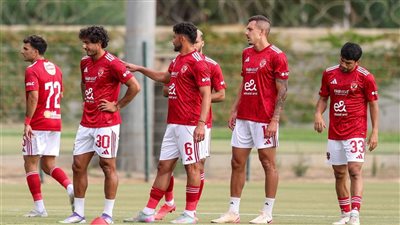 الأهلي يعيد هيكلة الفريق.. خطة لخفض الأعمار وضبط الرواتب وترشيد التعاقدات