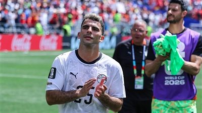 عماد متعب يدافع عن زيزو: 