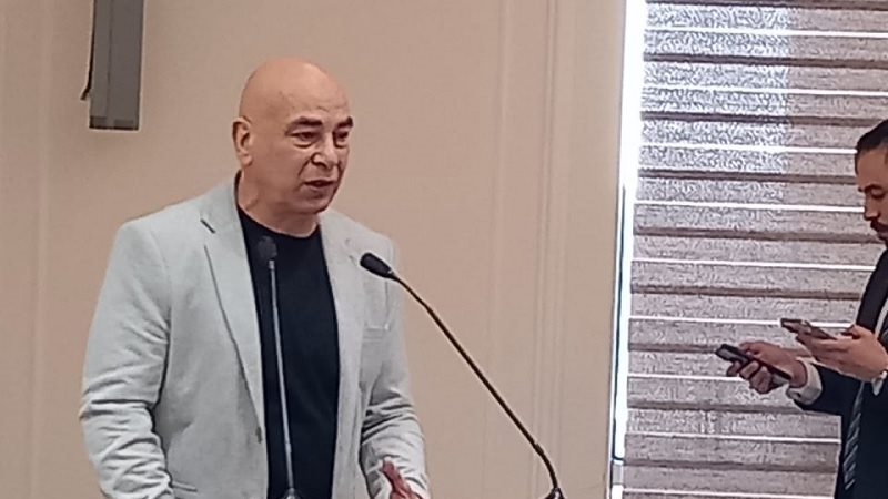 حسام حسن