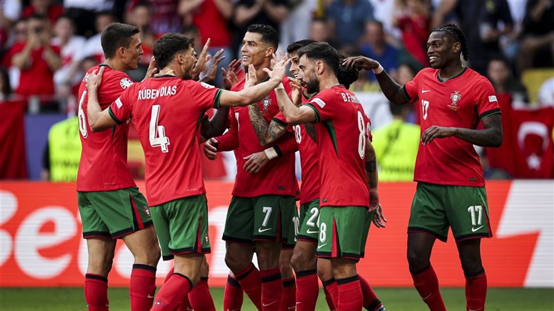 البرتغال