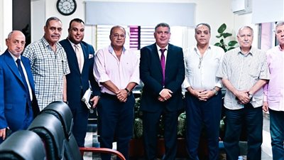 رسميا.. لجنة من الزمالك تتسلم أرض النادي الجديدة بحدائق أكتوبر