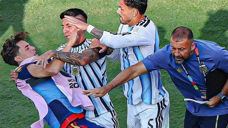 مباراة الأرجنتين وإسبانيا 