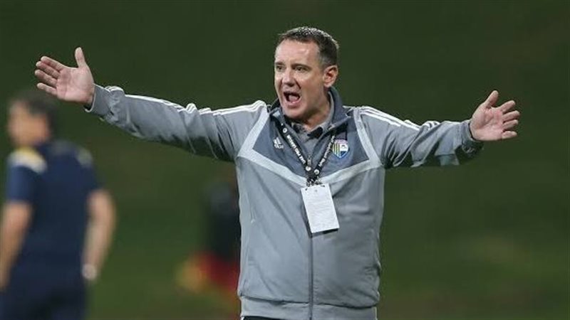  المدرب الصربي فوك رازوفيتش 