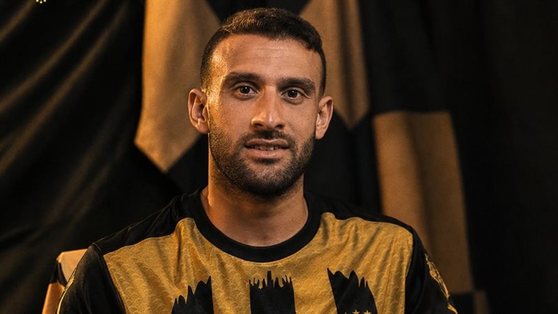 عمر كمال