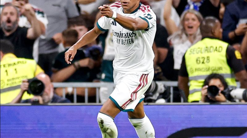 ريال مدريد ضد ريال
