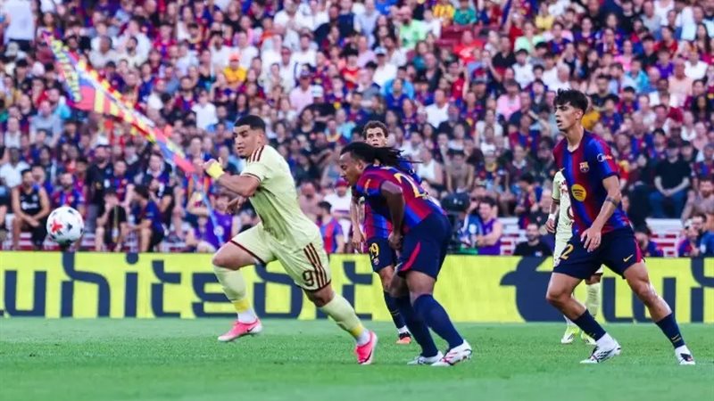 برشلونة