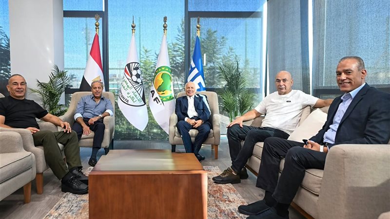 اجتماع أبو ريدة و